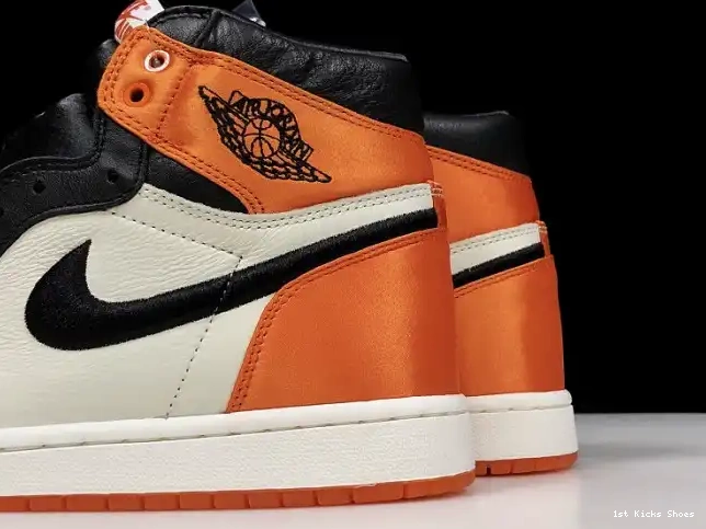 1st Kicks Shoes Air Satin Backboard Womens 1 Jordan Retro Shattered AV3725-010 0520